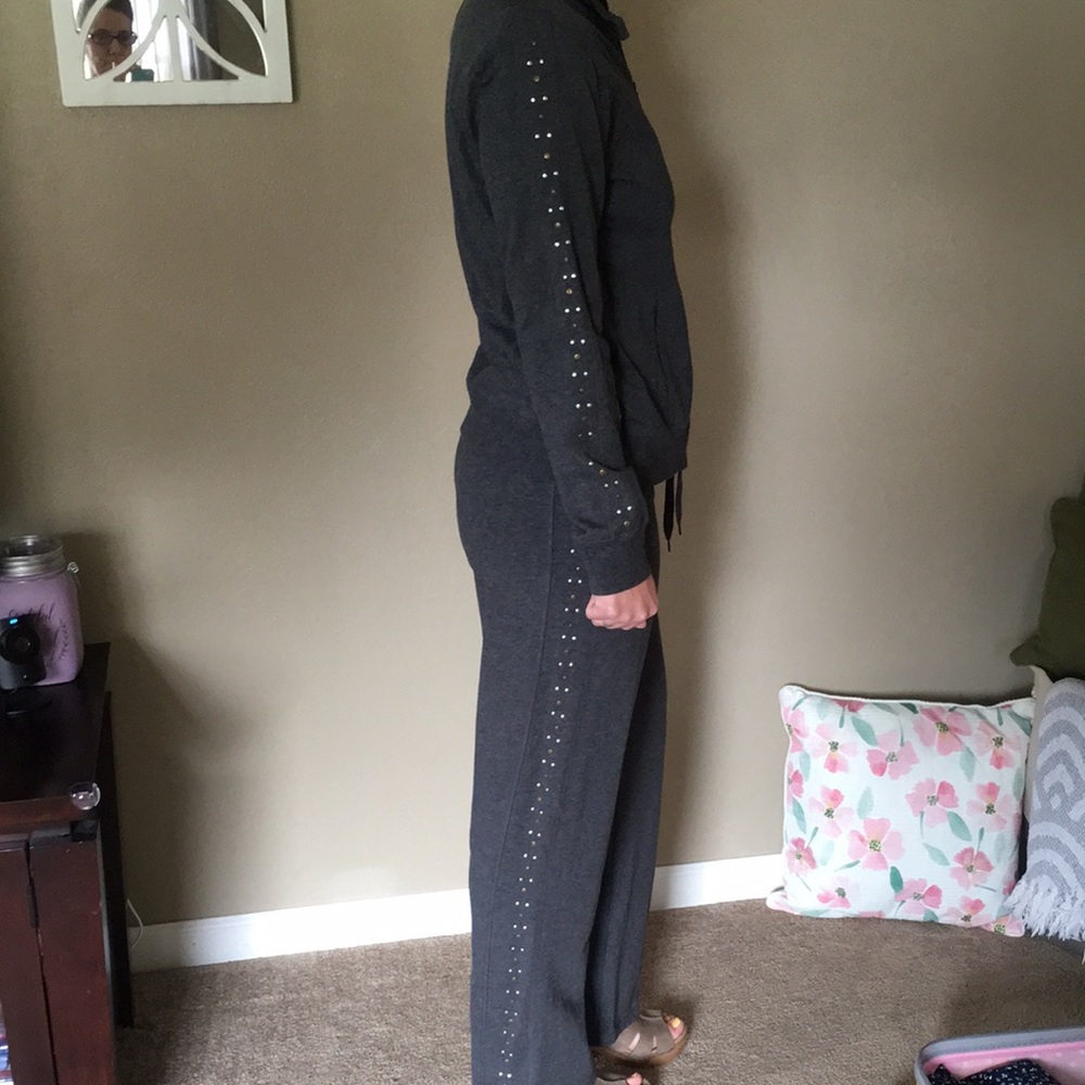 Sweatsuit size medium dark gray Preswick & Moore